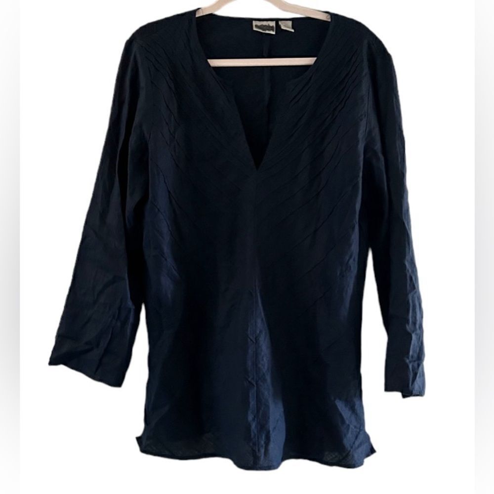 Chicos Navy Blue V-Neck 100% Linen Textured Top Size Large